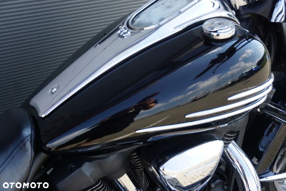 Yamaha XVS - 6