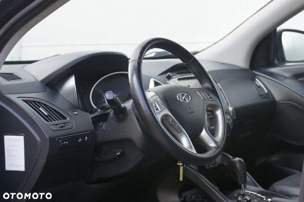 Hyundai ix35 2.0 2WD Automatik Style - 24