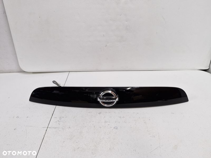 NISSAN JUKE I 1 F15 LIFT LISTWA BLENDA KLAMKA KLAPY BAGAŻNIKA 90868BV80 - 1