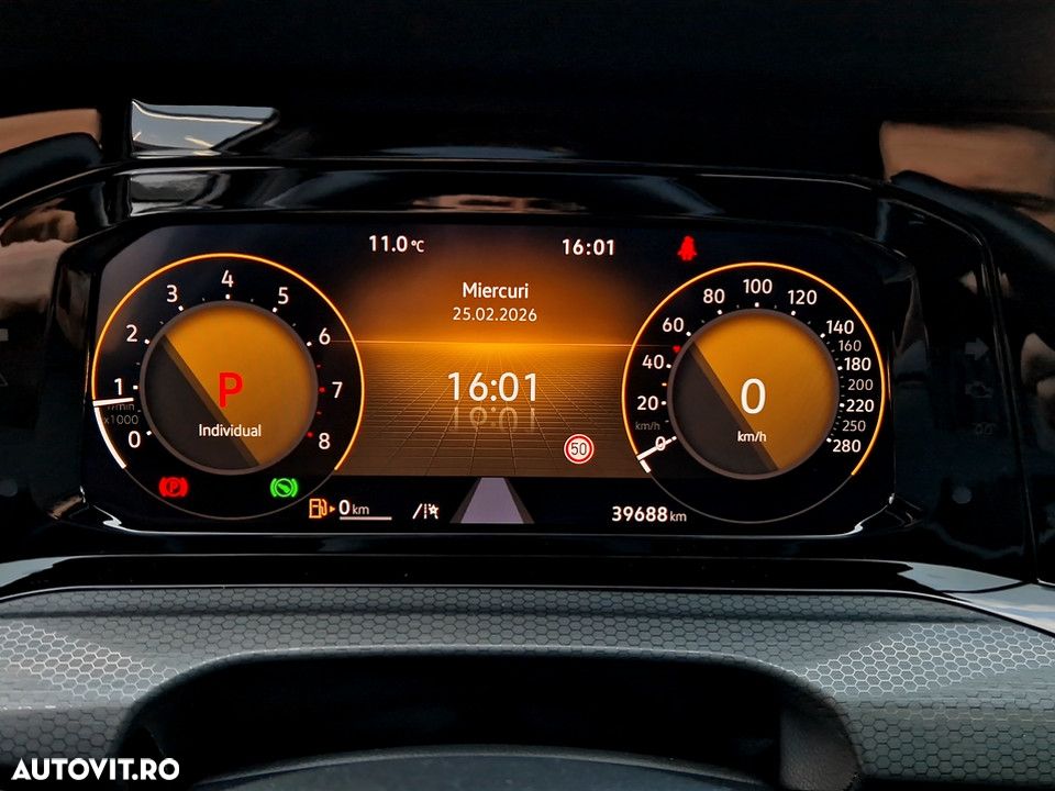 Volkswagen Golf - 21