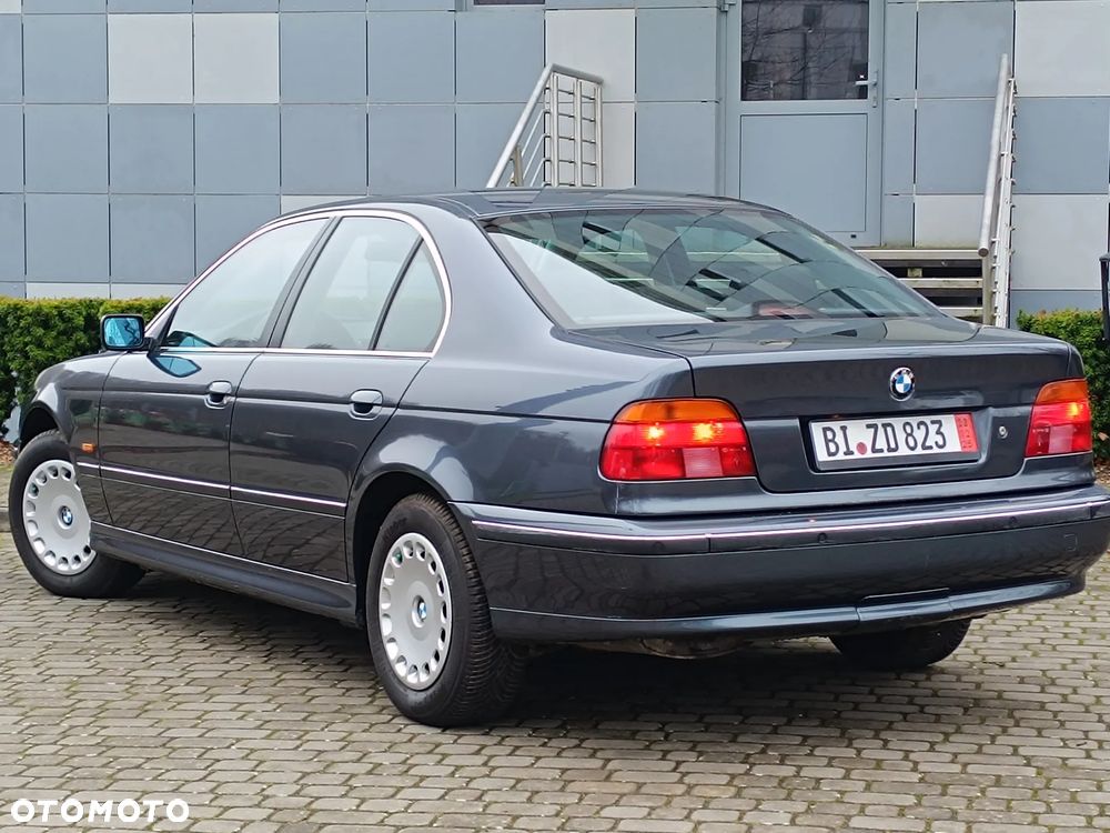 BMW Seria 5 - 30