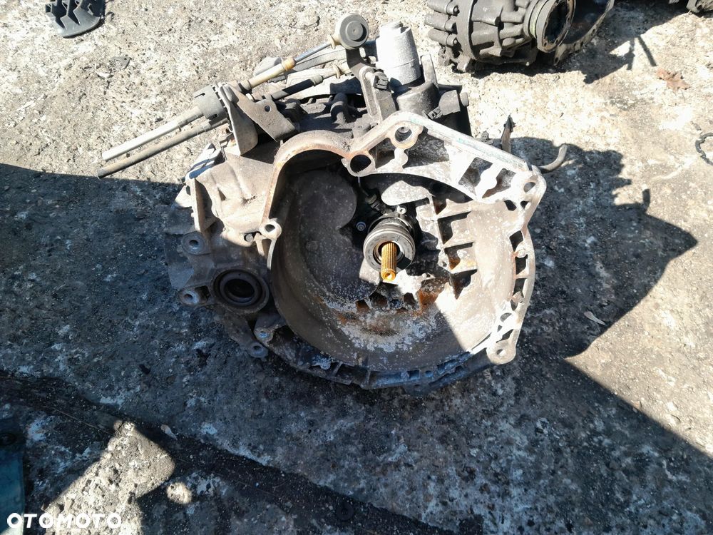 Skrzynia biegów manualna OPEL Astra H 04-14r. 1.9 CDTI 120KM - 4