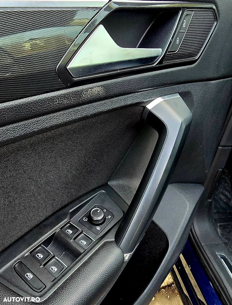 Volkswagen Tiguan 2.0 TDI SCR 4MOTION (BlueMotion Techn.) DSG Highline - 30