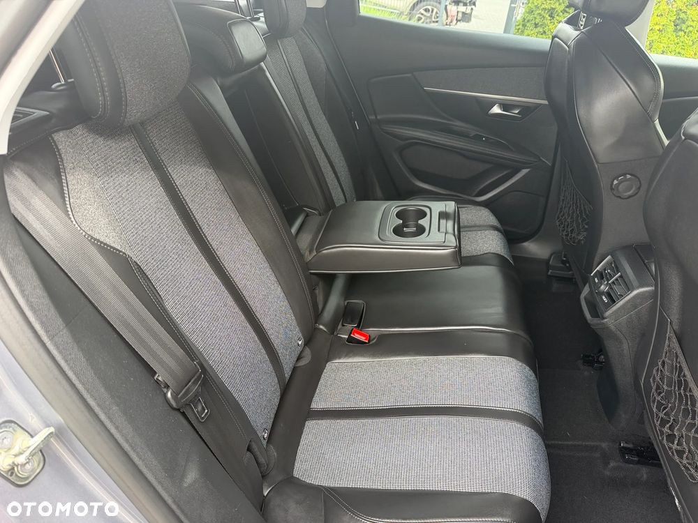 Peugeot 3008 - 20