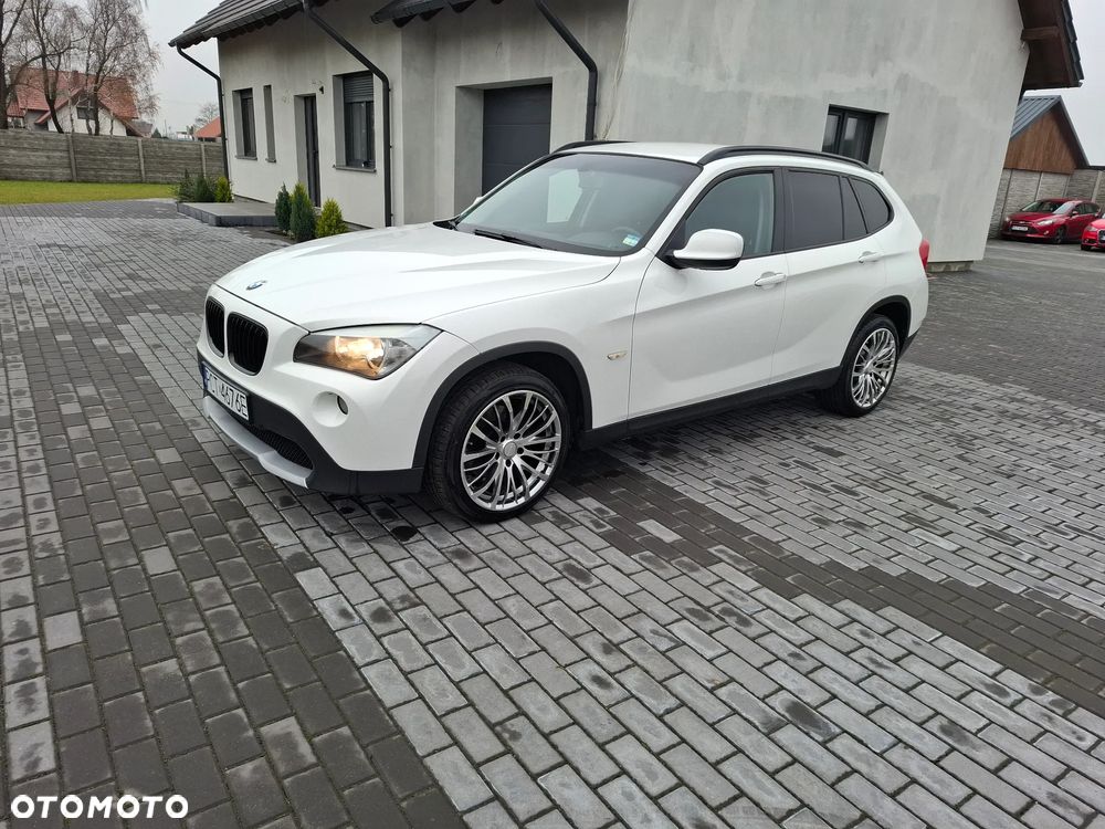 BMW X1 sDrive18d xLine - 9