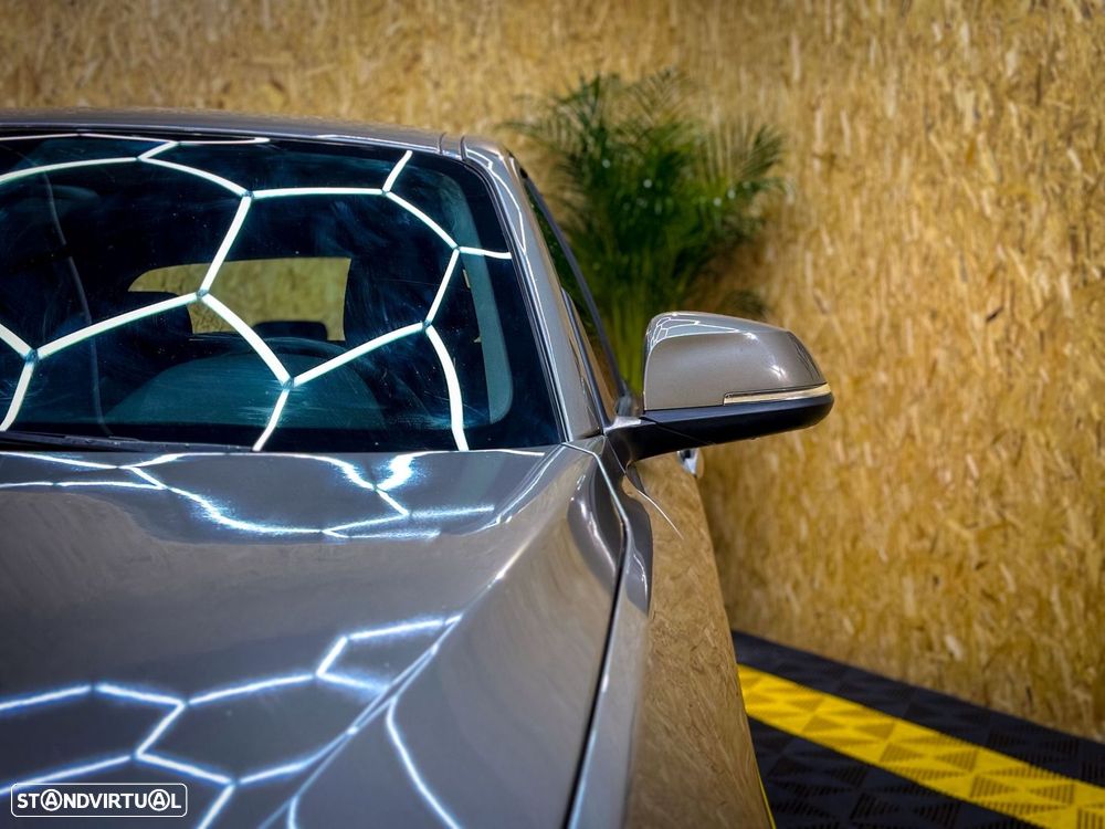 BMW 116 d EfficientDynamics - 12