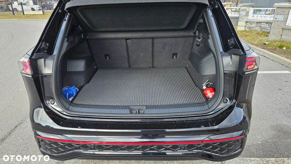 Volkswagen Tiguan - 8
