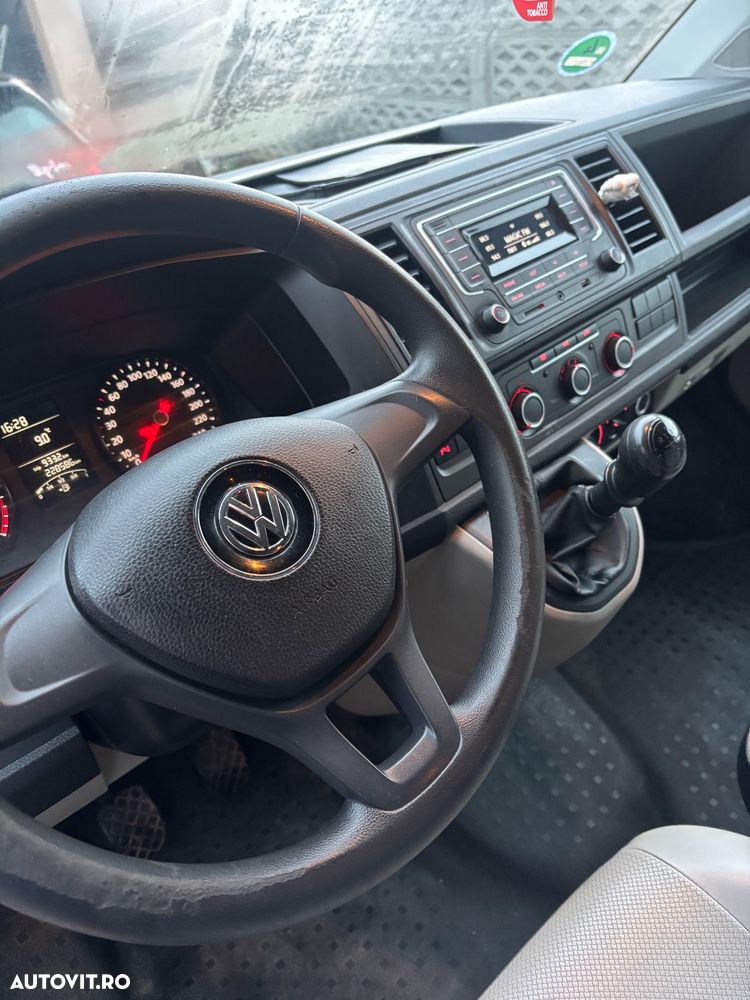 Volkswagen Transporter - 13