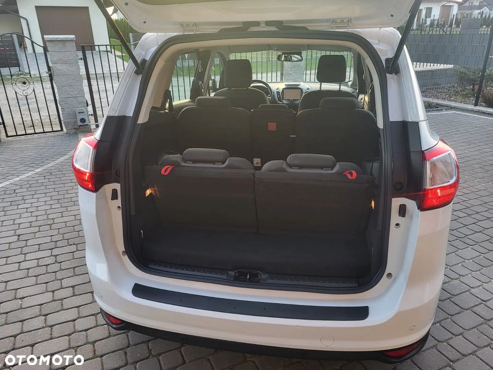 Ford C-MAX - 13