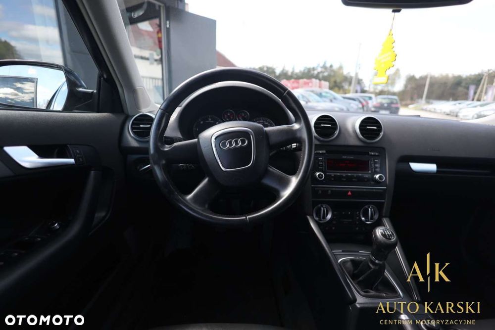 Audi A3 Sportback - 8