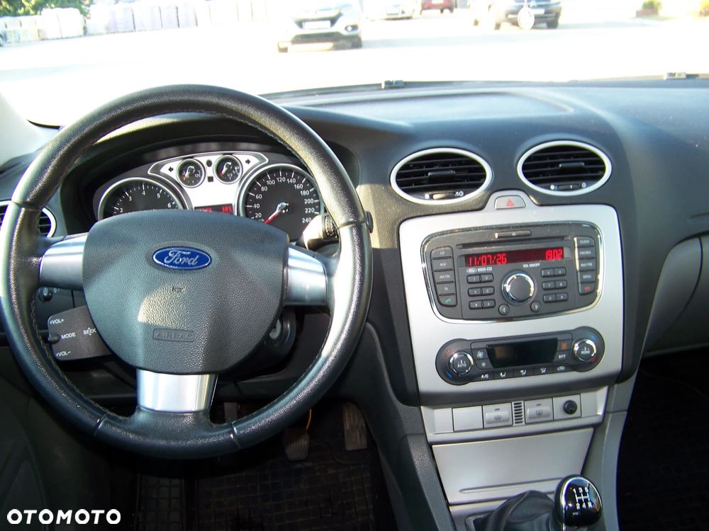 Ford Focus 1.6 Trend EU5 - 6