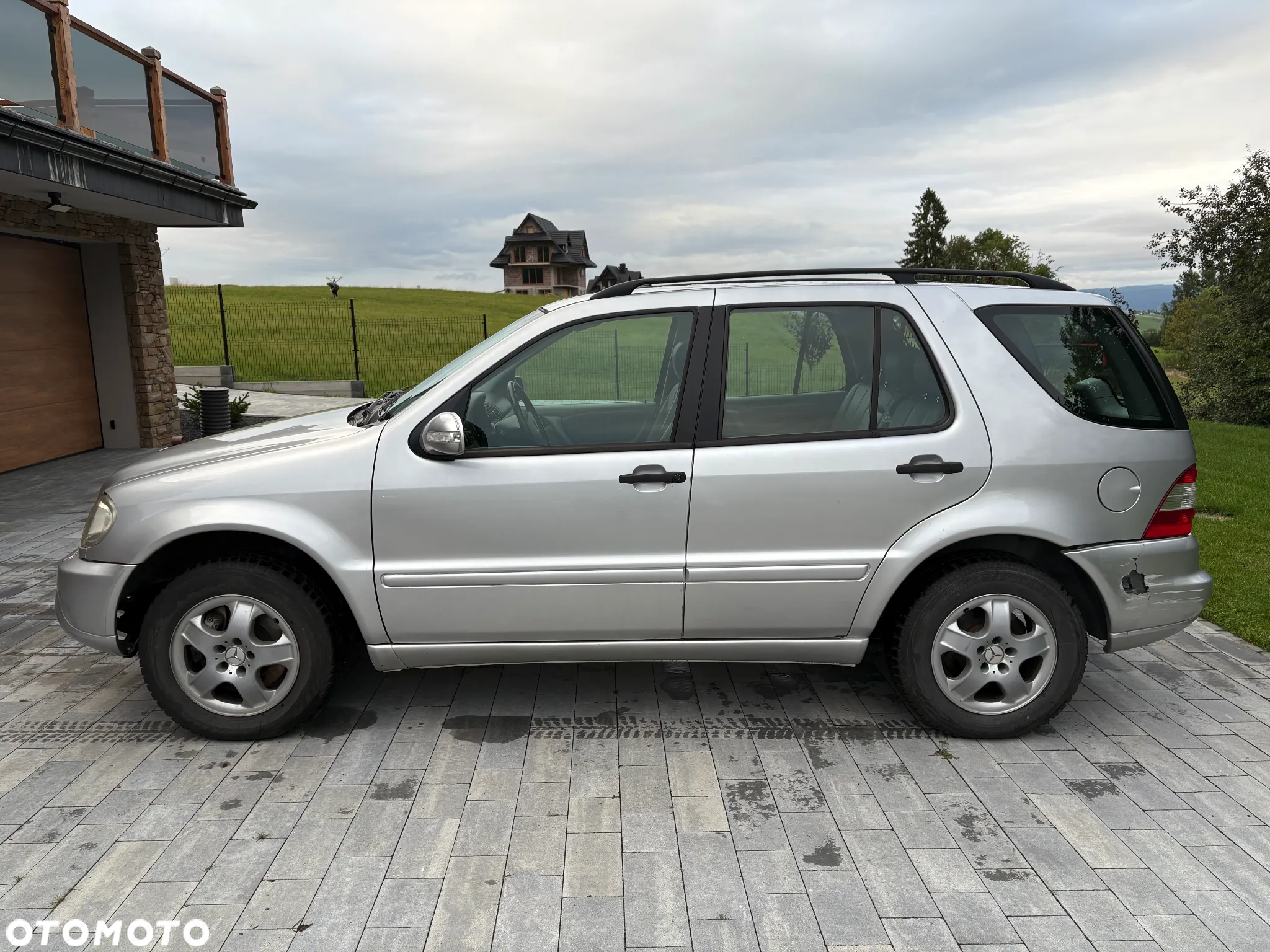 Mercedes-Benz ML - 4