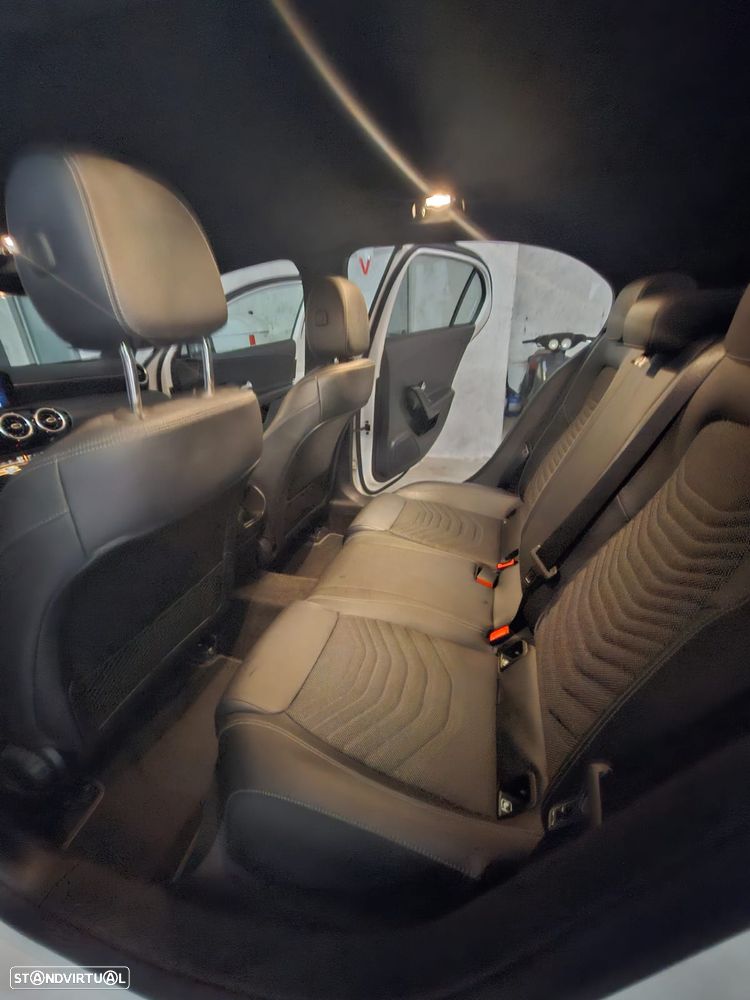 Mercedes-Benz A 180 d - 5