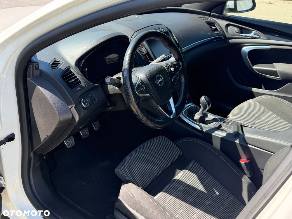 Opel Insignia 1.6 ECOTEC DI Turbo ecoFLEX Start/Stop Sport - 25