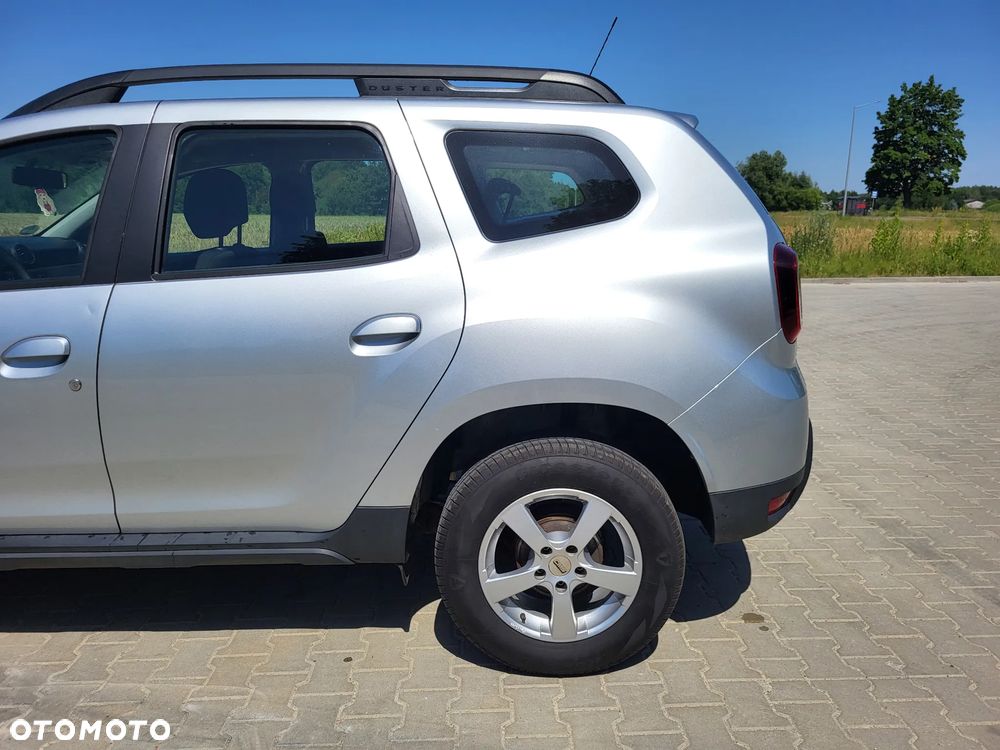 Dacia Duster 1.6 SCe Ambiance S&S - 11