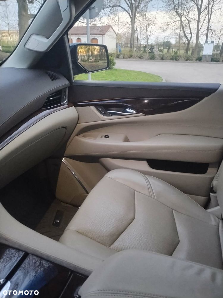 Cadillac Escalade 6.2 V8 Platinum - 9