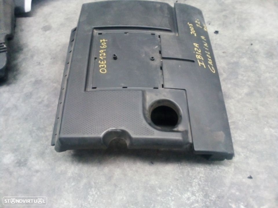 Tampa de motor Seat Ibiza 2005 Ref: 03E 129 607 - 3