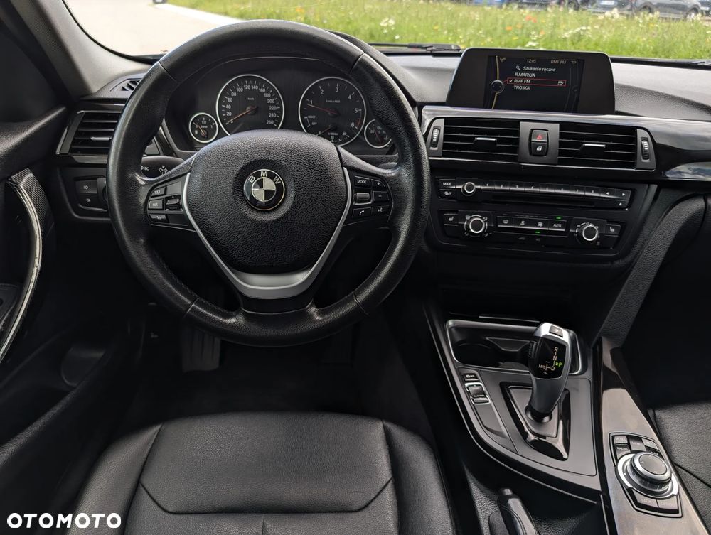 BMW Seria 3 318d Edition Luxury Line Purity - 26