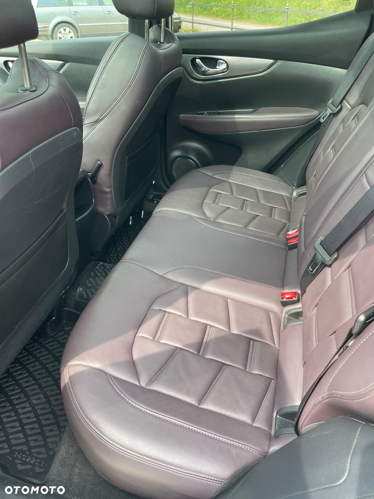 Nissan Qashqai 1.6 dCi Xtronic TEKNA+ - 15