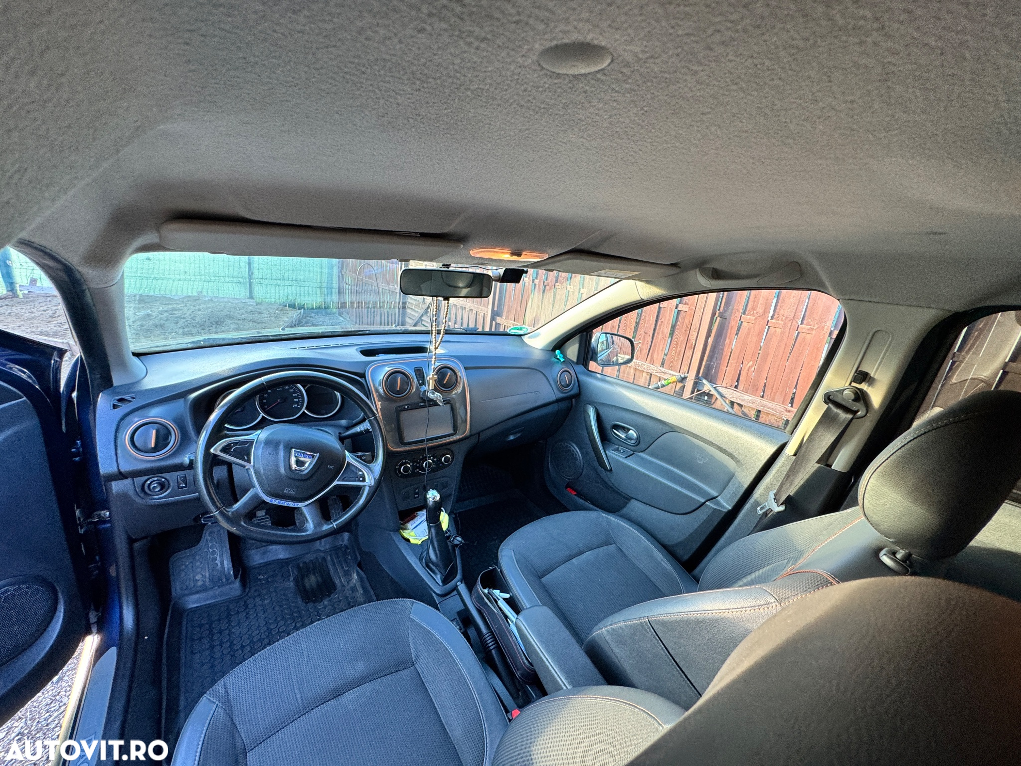 Dacia Logan - 8