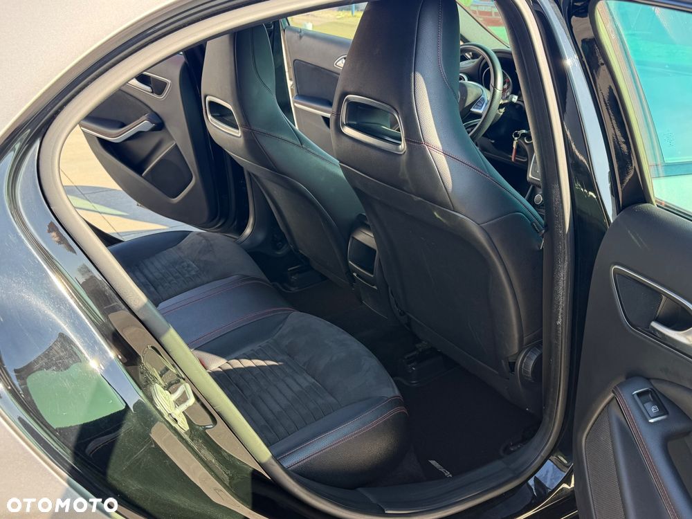 Mercedes-Benz Klasa A 180 7G-DCT AMG Line - 13