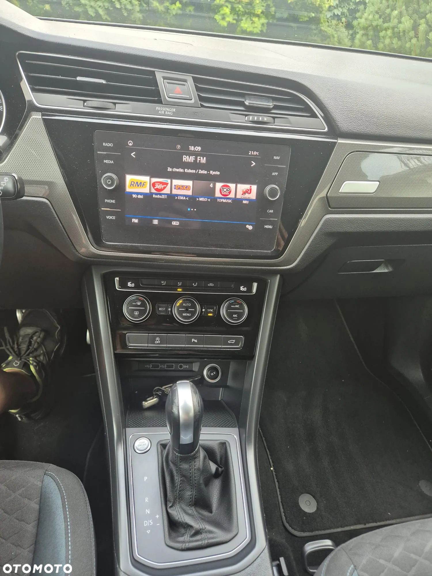 Volkswagen Touran 1.5 TSI ACT OPF DSG Comfortline - 17