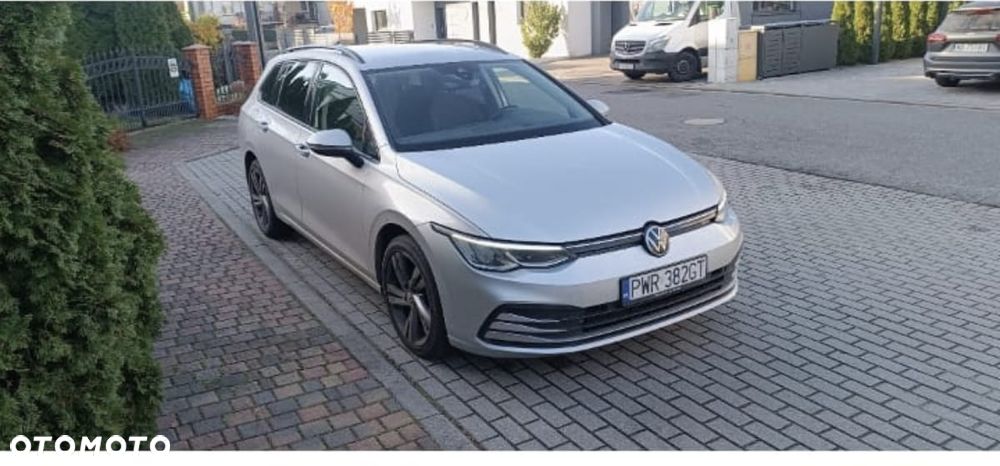 Volkswagen Golf - 6