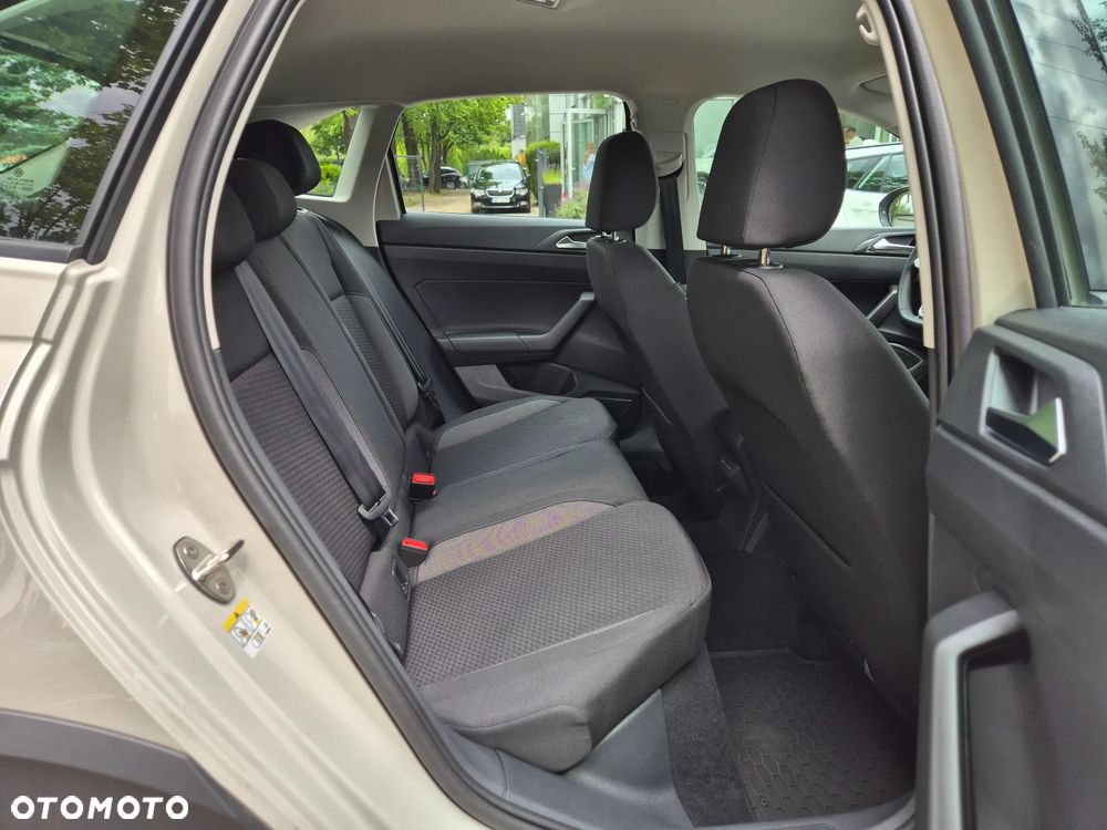 Volkswagen Taigo 1.0 TSI Pure DSG - 17