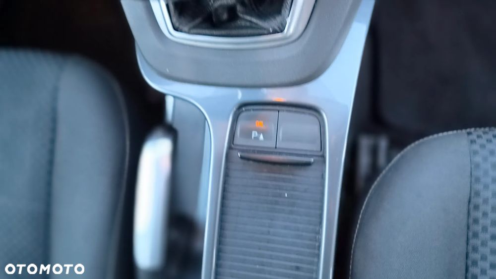 Ford C-MAX 1.8 Titanium - 25