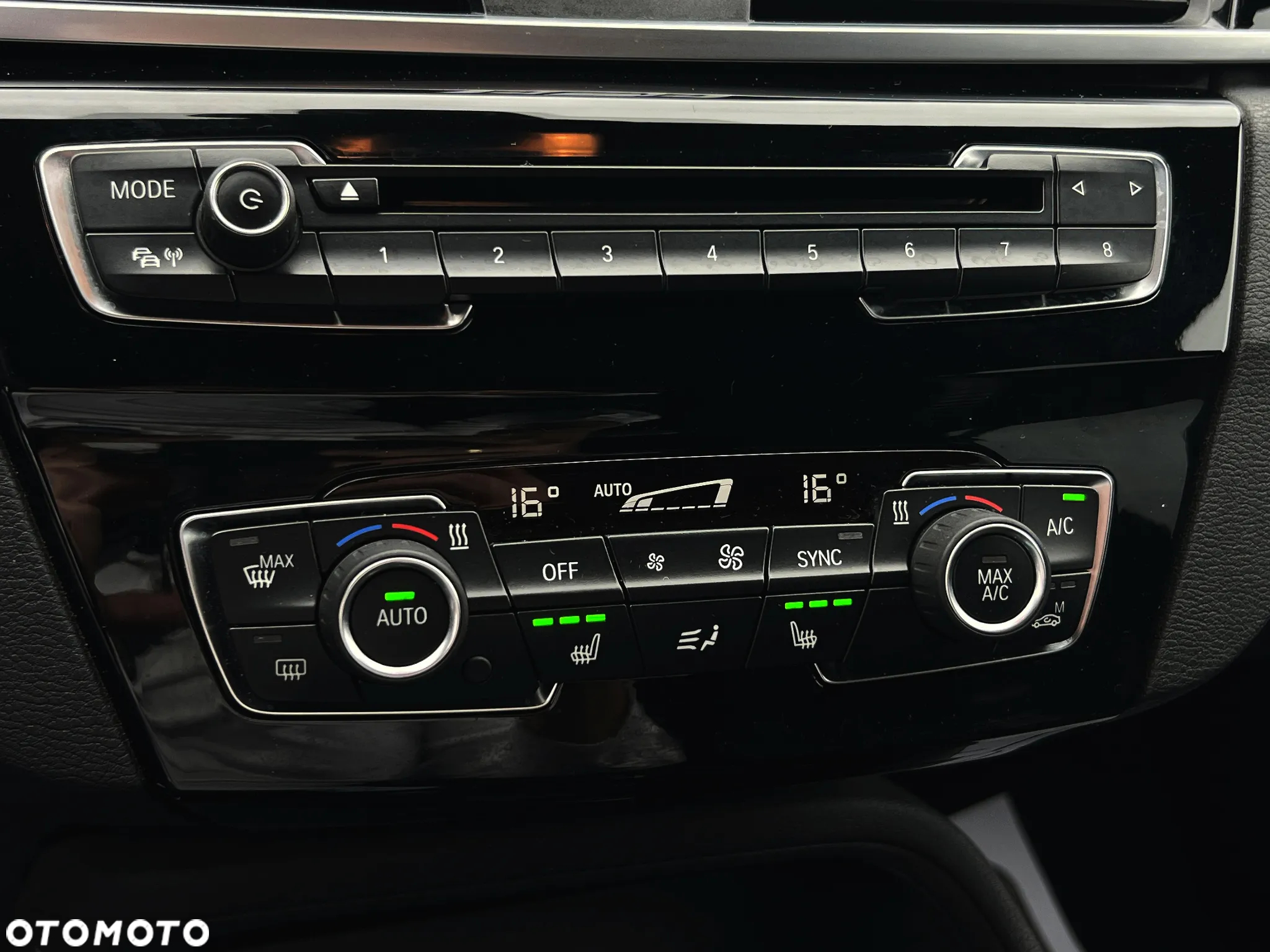 BMW X1 sDrive18d - 32