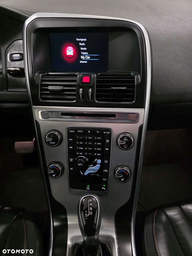 Volvo XC 60 D3 Geartronic Ocean Race - 13