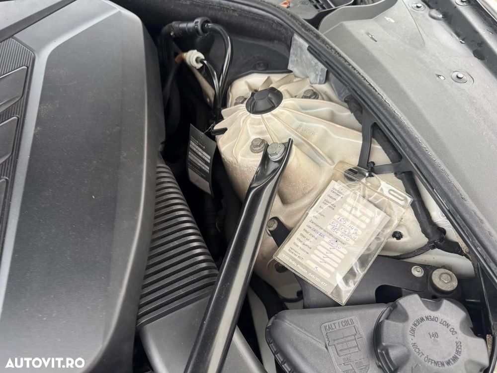 BMW Seria 5 525d Sport-Aut. - 40