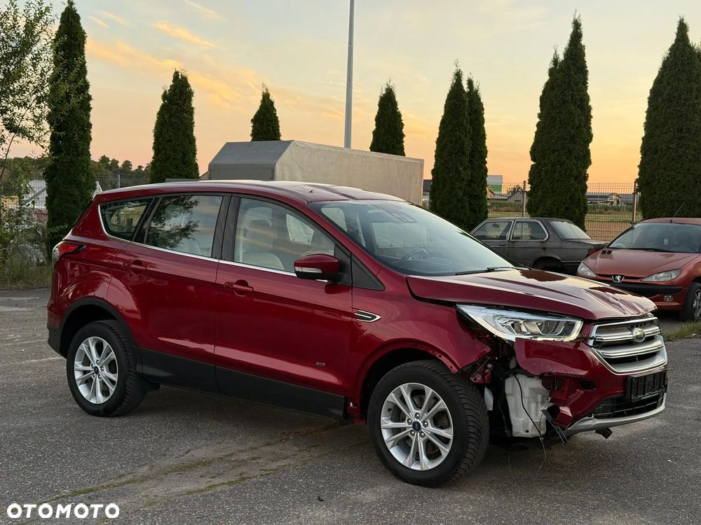 Ford Kuga 2.0 TDCi 4x4 Titanium - 10