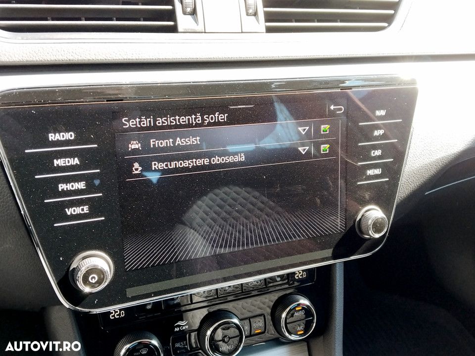 Skoda Superb 2.0 TDI Ambition - 15