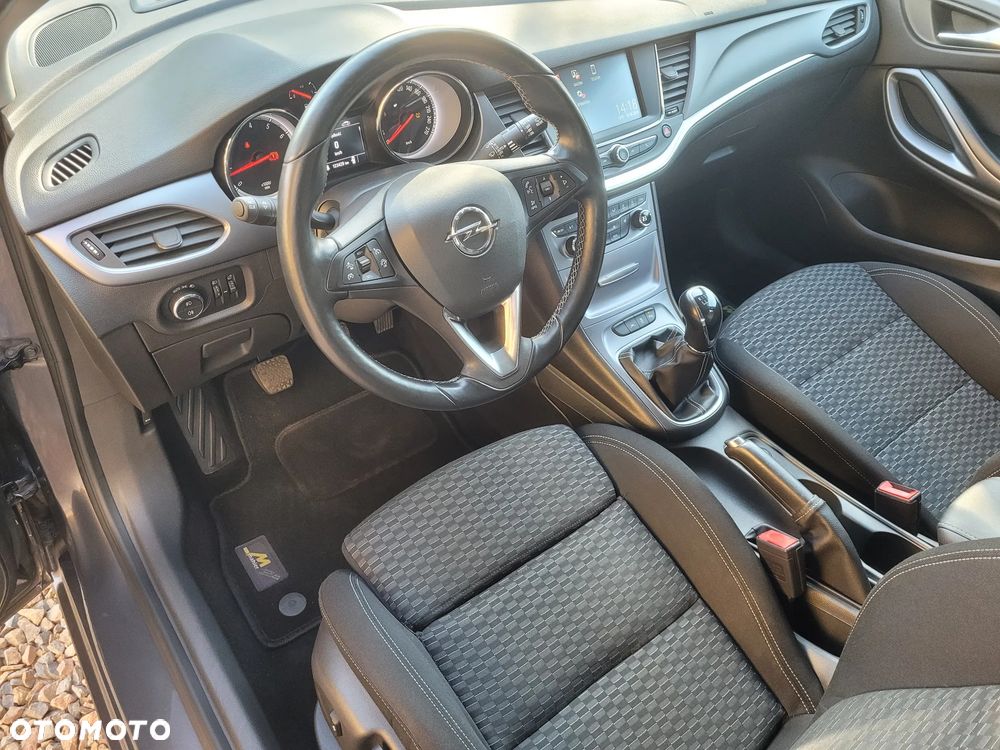 Opel Astra 1.4 Turbo Edition - 24