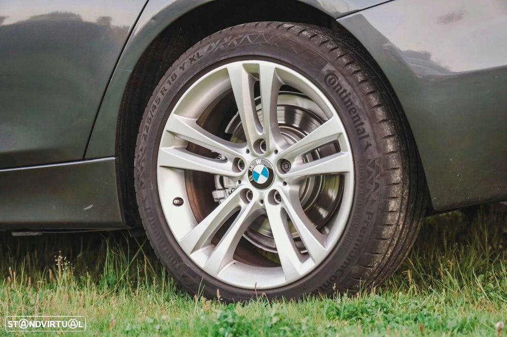 BMW 325 - 47