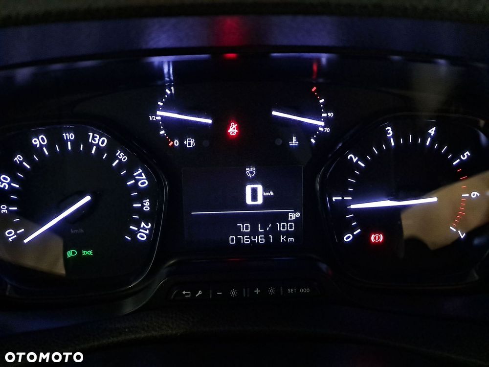 Toyota PROACE - 13
