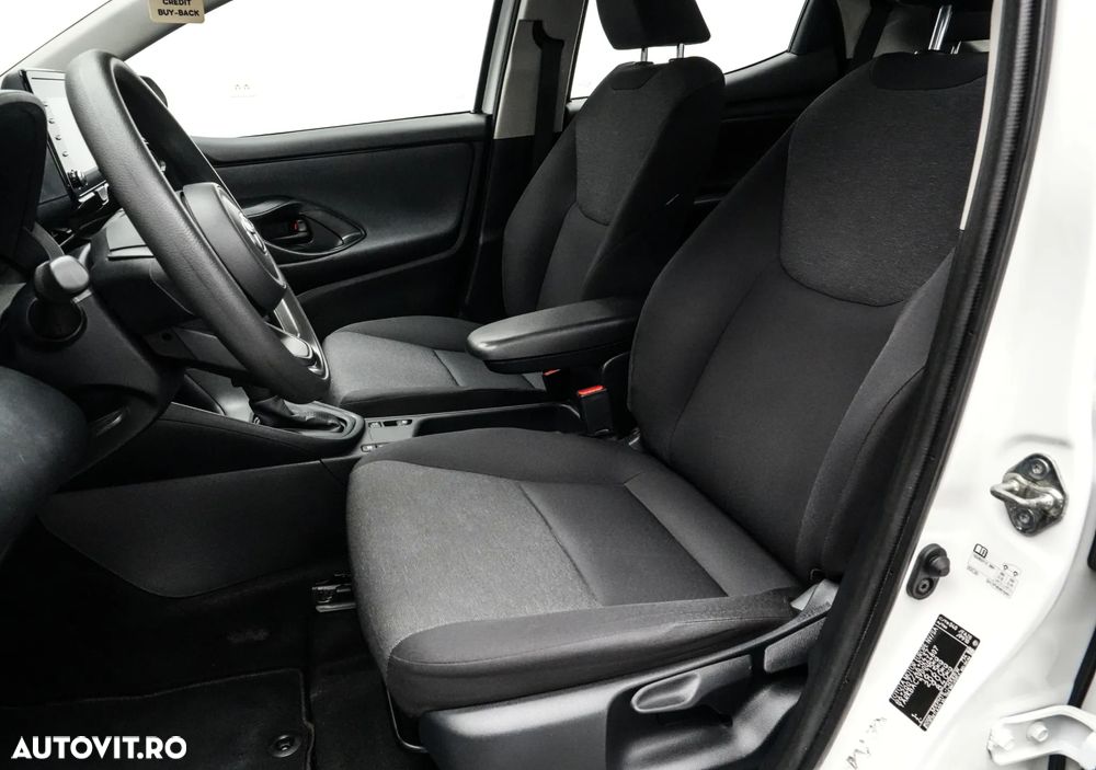 Toyota Yaris 1.5 VVT-i HSD Exclusive Style - 13