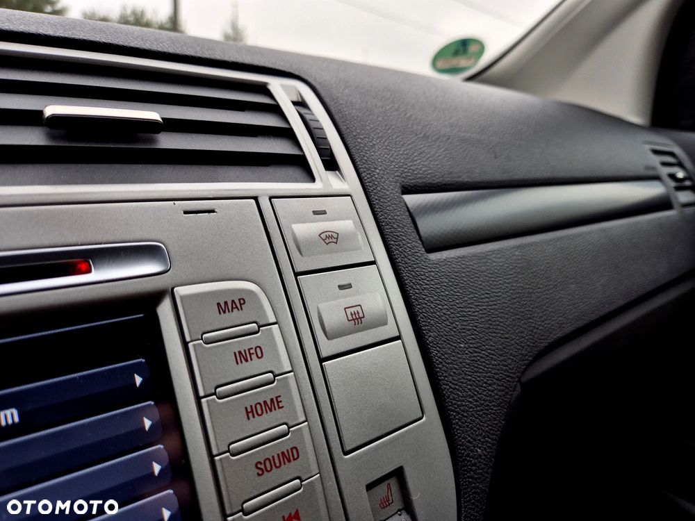 Ford Kuga 2.0 TDCi 4x4 Titanium - 13