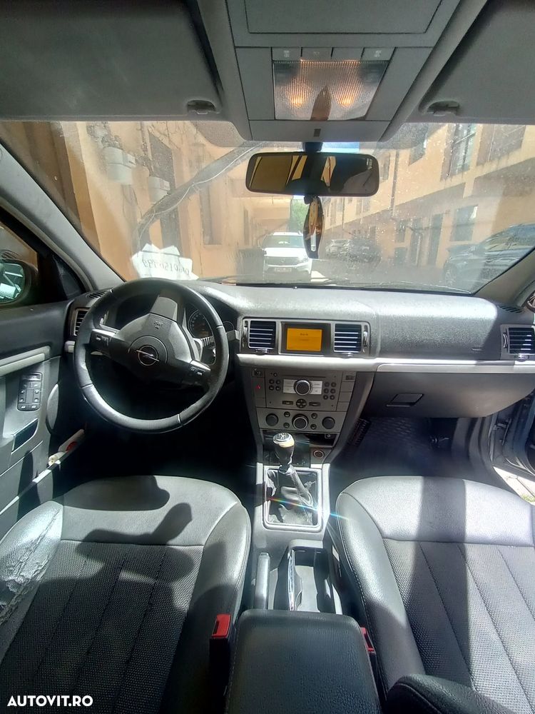 Opel Vectra 1.9 CDTI DPF Business - 10