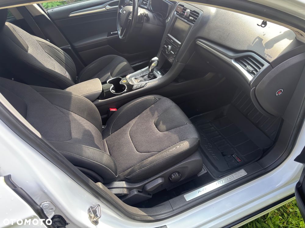 Ford Mondeo 2.0 TDCi Titanium PowerShift - 13