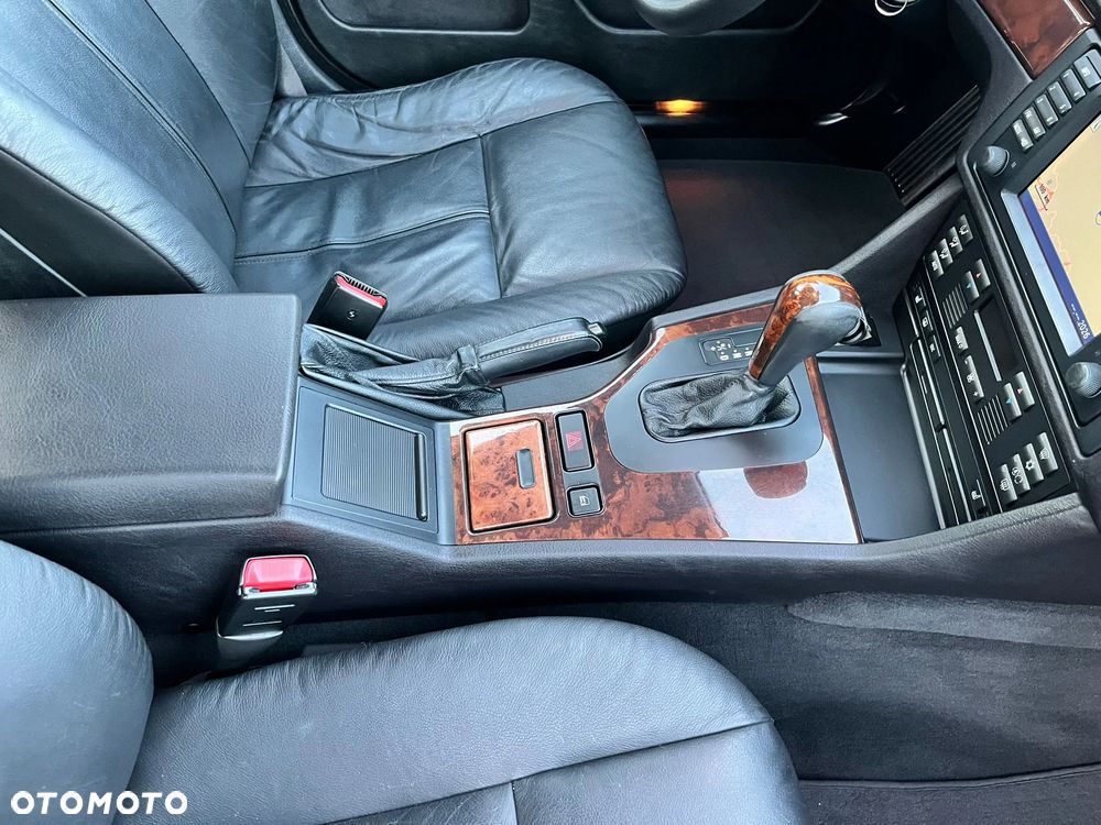 BMW Seria 5 - 34