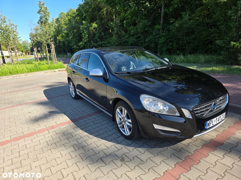 Volvo V60 D4 Geartronic Momentum - 2