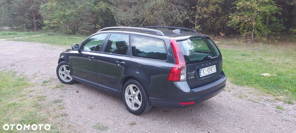 Volvo V50 D2 Momentum - 16