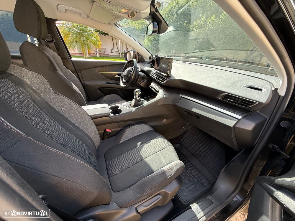 Peugeot 3008 1.5 BlueHDi Style - 4