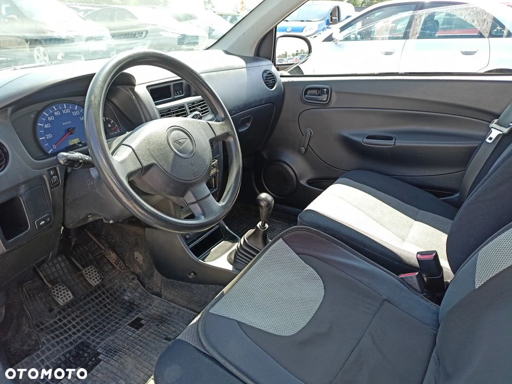 Daihatsu Cuore - 8