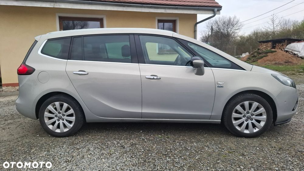 Opel Zafira 1.9 CDTI Catch me now - 10