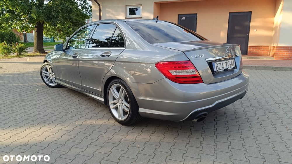 Mercedes-Benz Klasa C 250 CGI Automatik BlueEFFICIENCY - 4