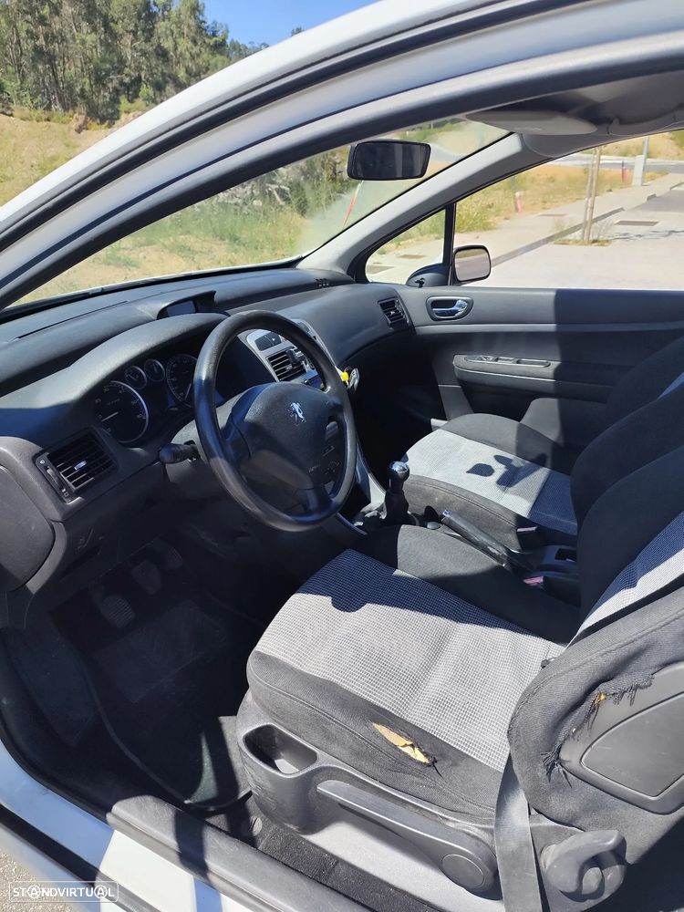 Peugeot 307 1.4 HDi XR - 8