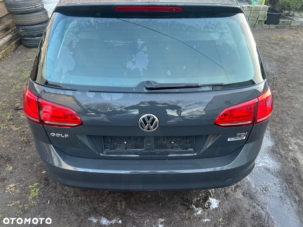 Volkswagen Golf 1.6 TDI BlueMotion Trendline - 4